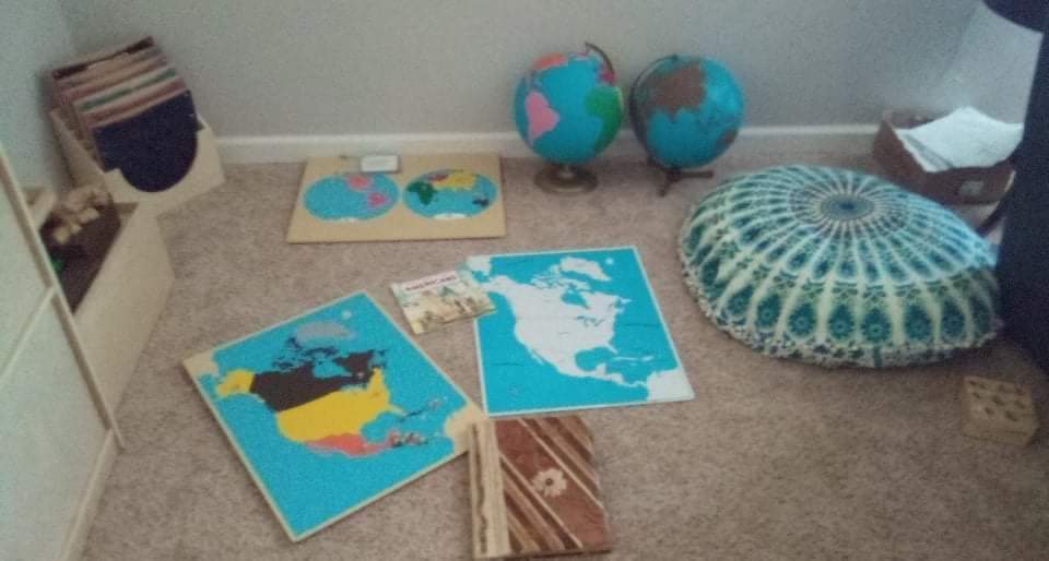 Montessori Continent Box Exchange